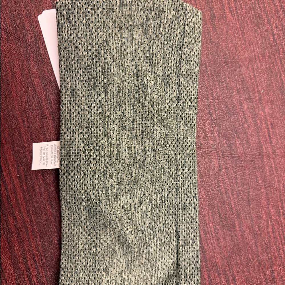 Lululemon metal vent men’s headband